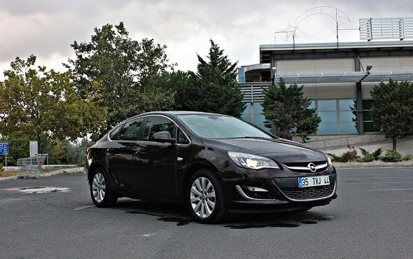 Opel Astra Yeni Kasa Sedan